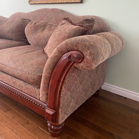 Vintage Sofa - Picture 2 of 5